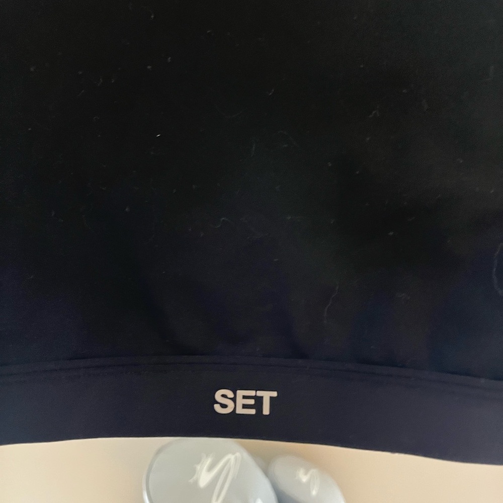 SET Active Top - Picture 2 of 6